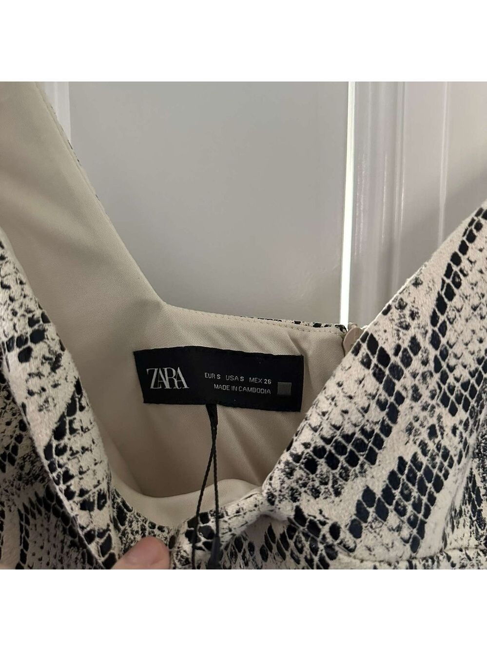 Zara-Animal Print Mini Dress-Size Small-NWT - Picture 2 of 8